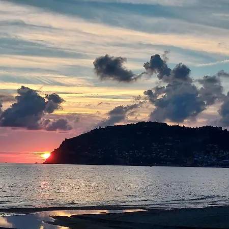 Larsens Hotel apartamentowy *