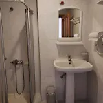 Lägenhetshotell Larsens *